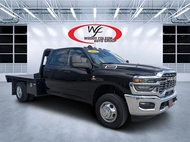 New 2026 Diamond Black Crystal Pearl-Coat Exterior Paint RAM Tradesman image 2