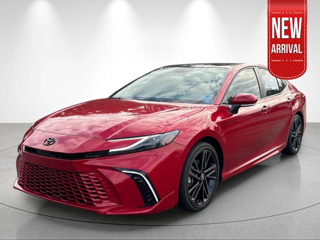 Used 2025 Supersonic Red Toyota XSE image 1