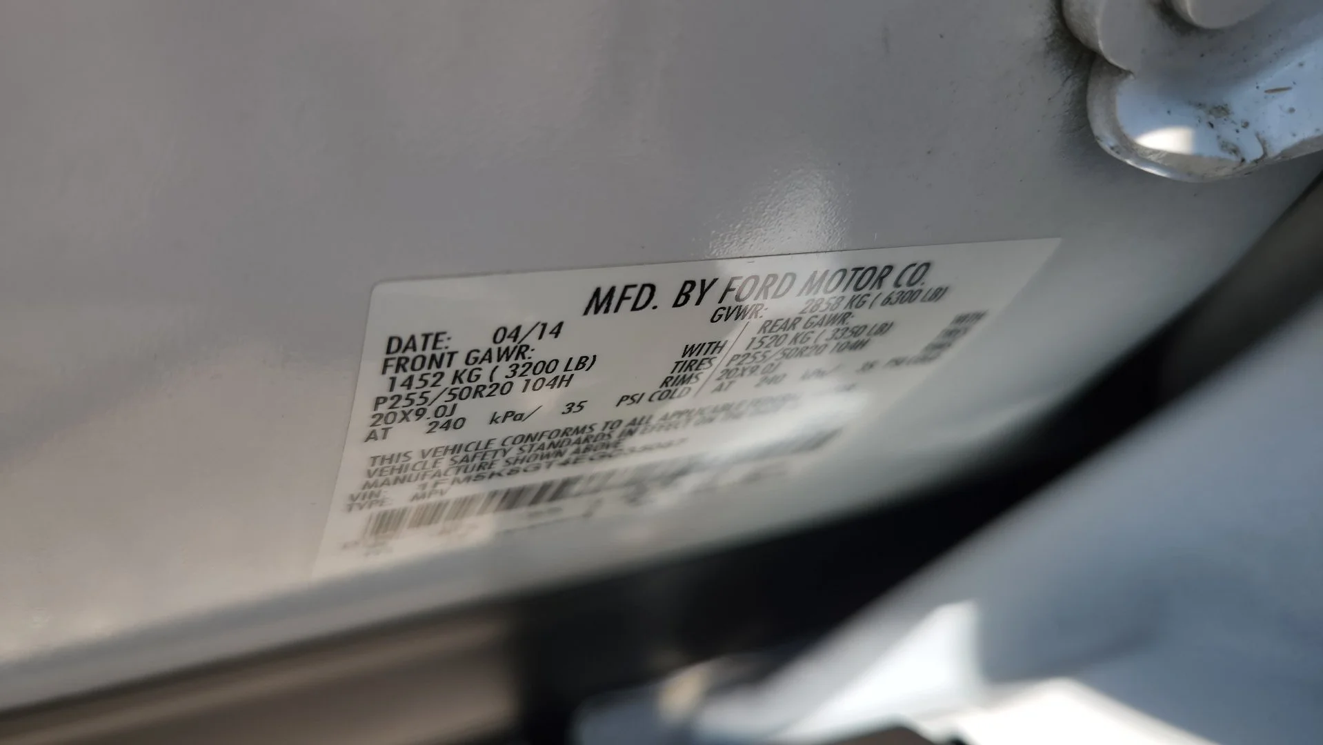 Used 2014 White Platinum Clearcoat Metallic Ford Sport image 15