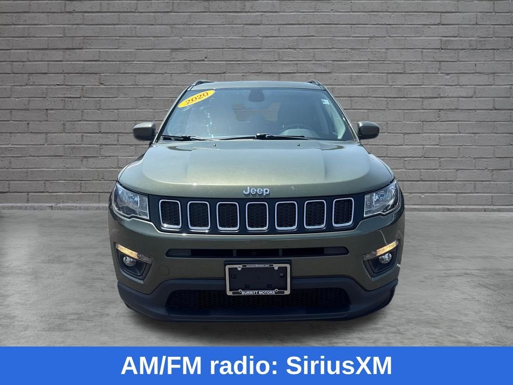 Used 2020 Green Jeep Latitude image 10