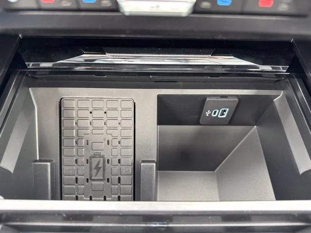 New 2026 Agate Black Metallic Ford Lariat image 57
