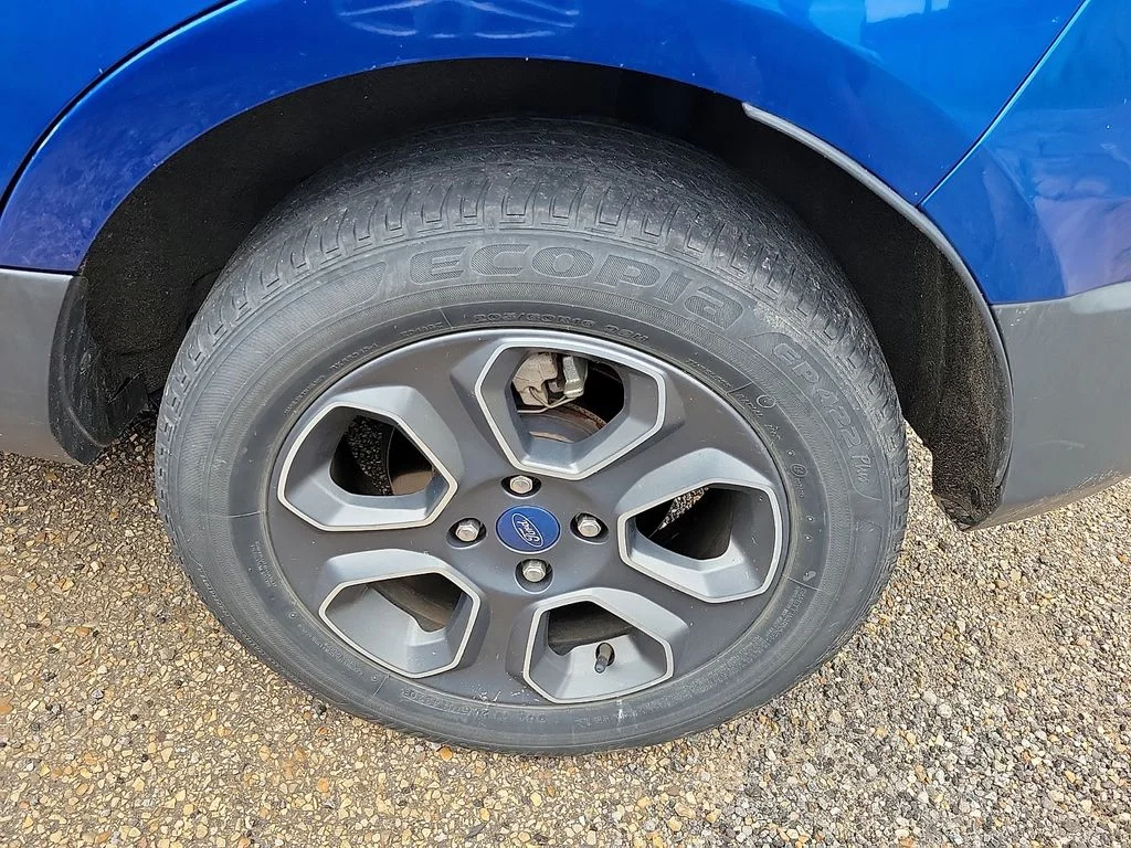 Used 2021 Blue Ford S image 5