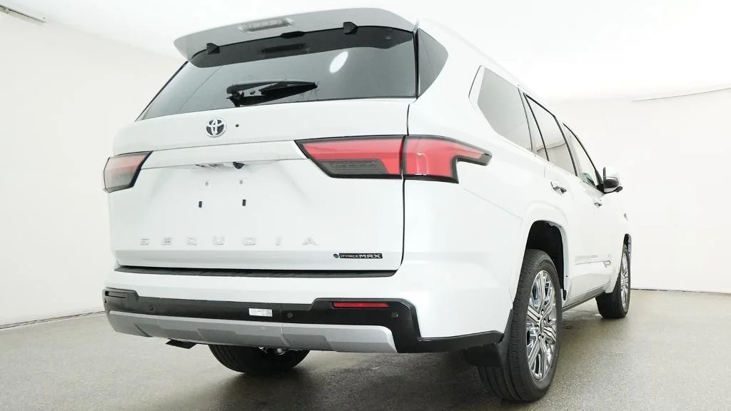 New 2026 Wind Chill Pearl Toyota Capstone image 21