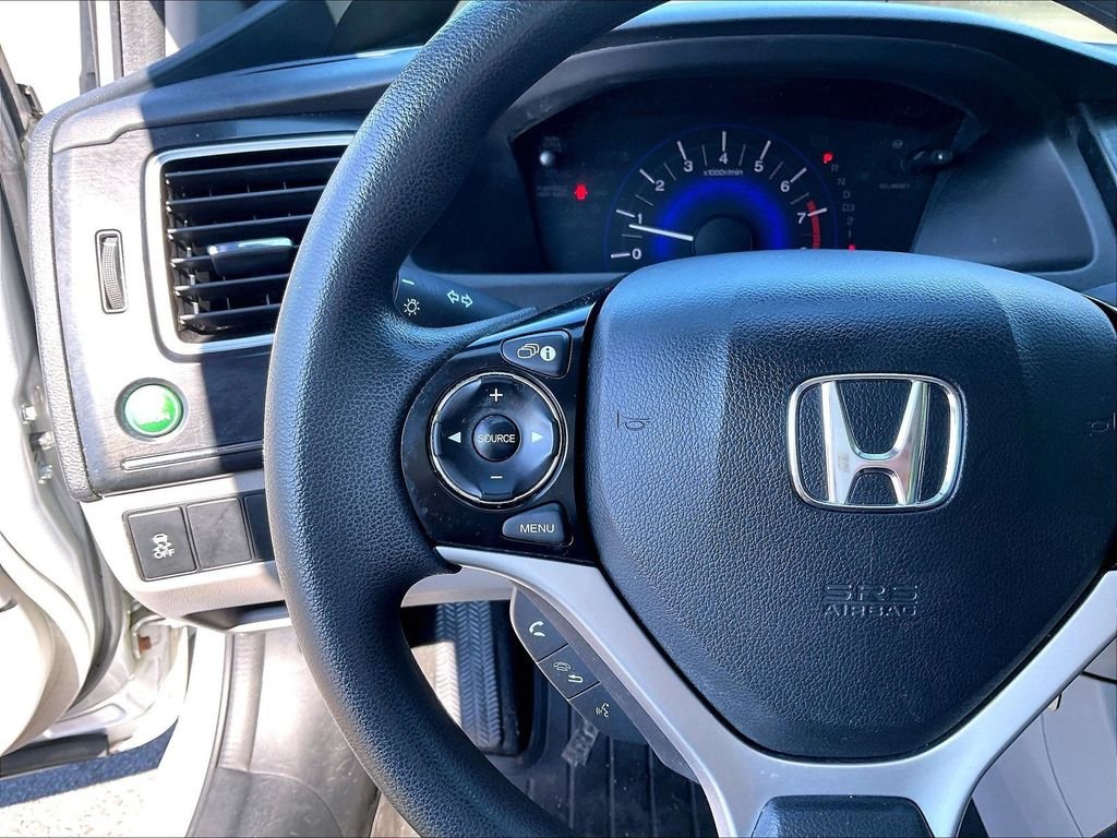 Used 2013 Silver Honda LX image 22