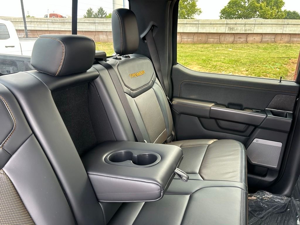 New 2026 Antimatter Blue Metallic Ford Tremor® image 31