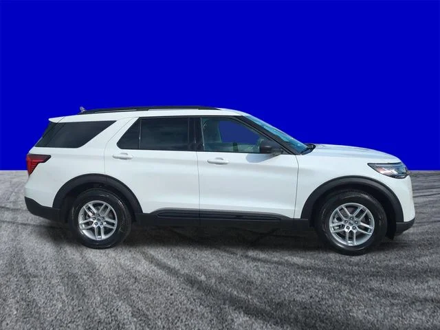 New 2026 Star White Metallic Tri-Coat Ford Active image 3
