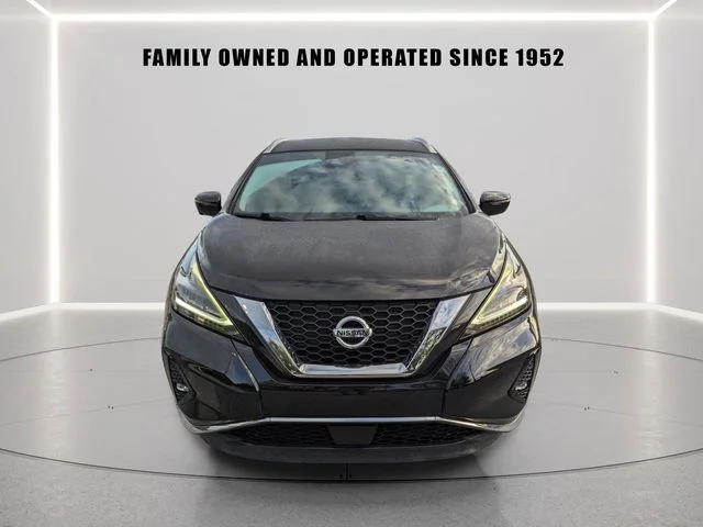 Certified Used 2020 Black Nissan SL image 6