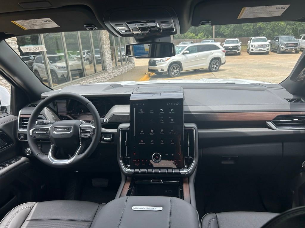 2026 GMC Yukon Denali - Photo 22