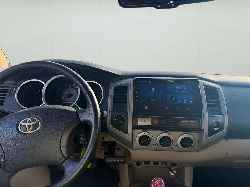 Used 2010 Barcelona Red Metallic Toyota Base image 6