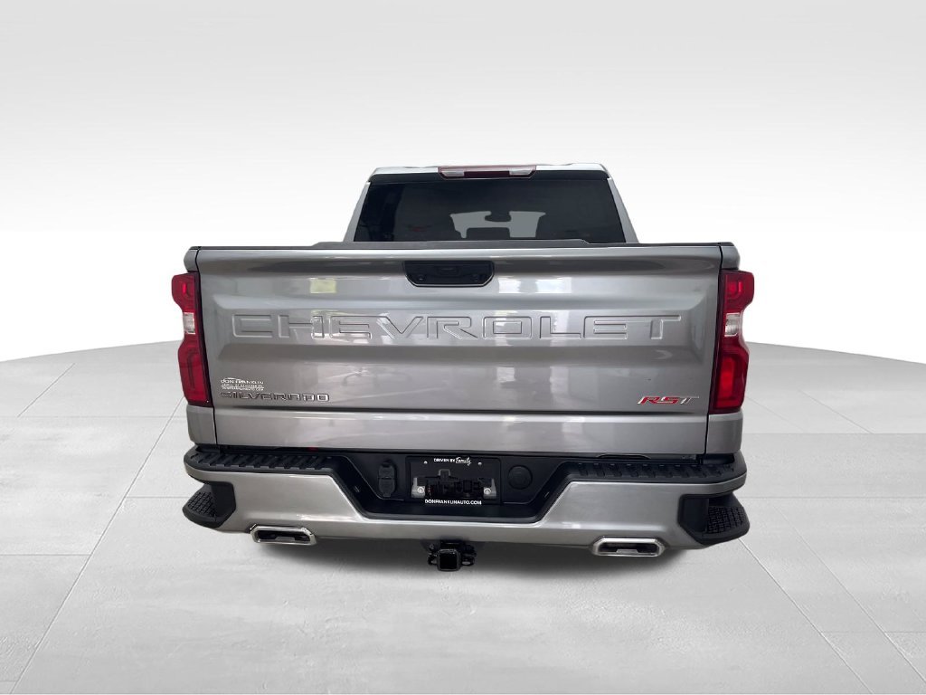 Used 2023 Gray Chevrolet RST image 4