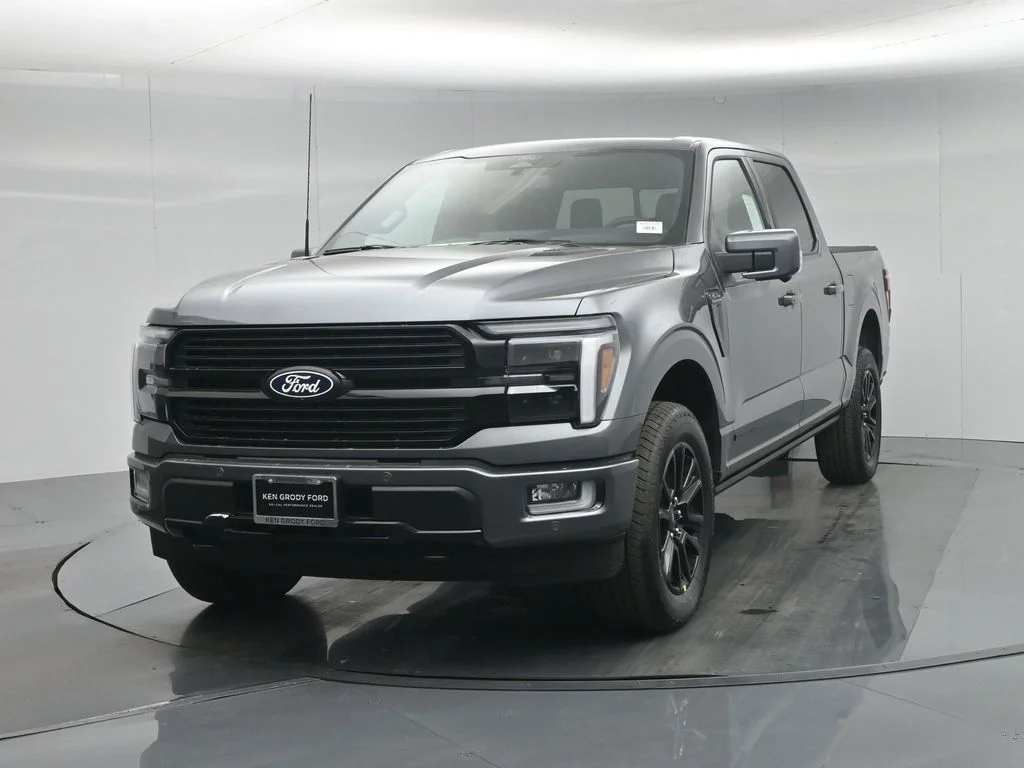 New 2026 Carbonized Gray Metallic Ford Platinum image 55