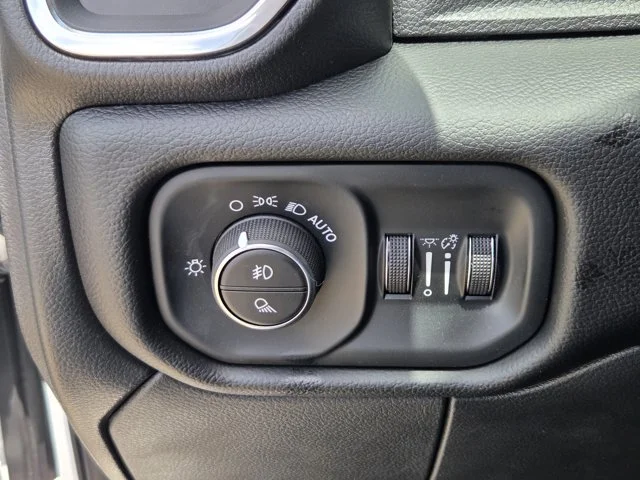 2025 RAM 2500 Laramie - Photo 25