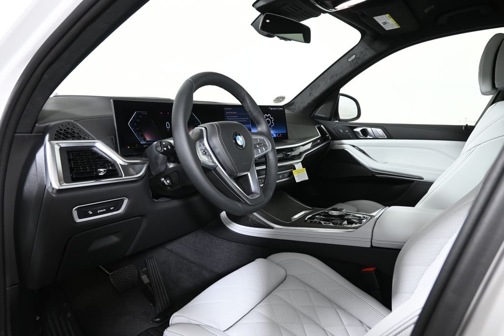 New 2027 White Metallic BMW xDrive40i image 15