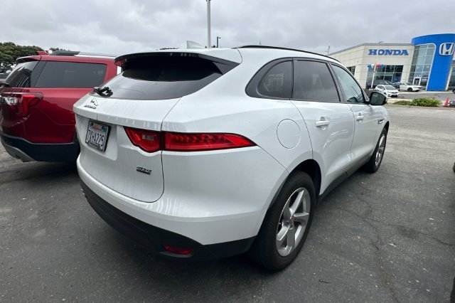 Used 2017 White Jaguar 20d Premium image 5