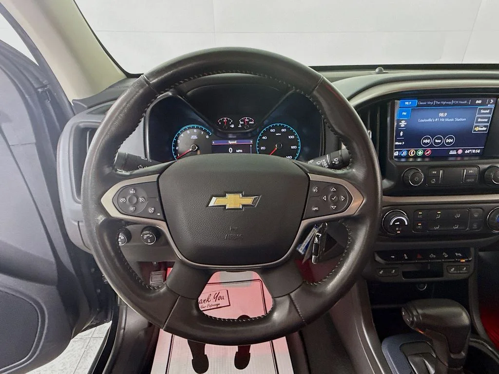 Used 2021 Black Chevrolet 4WD Z71 image 17