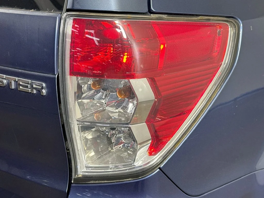 Used 2011 Blue Subaru 2.5X image 28