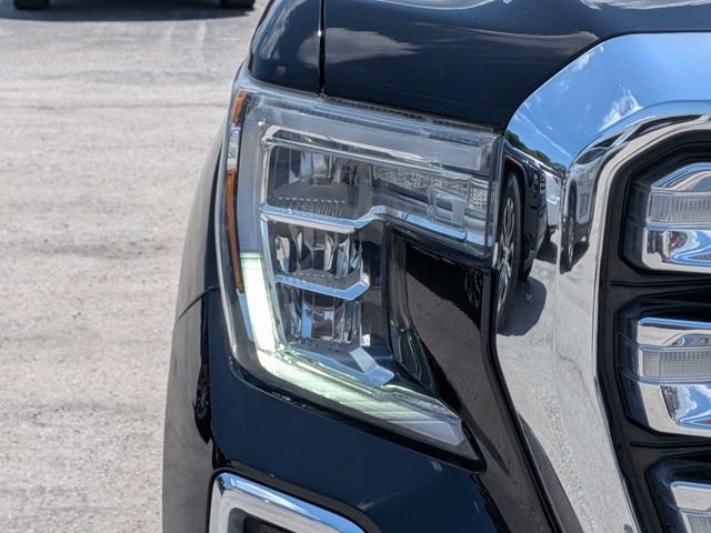 Used 2019 Black GMC SLT image 9