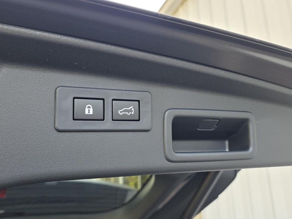 2026 Subaru Outback Limited - Photo 16