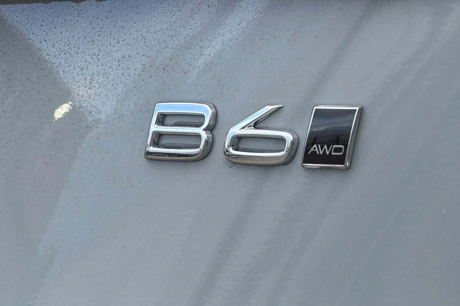 New 2026 VAPOUR GRAY Volvo Ultra image 21