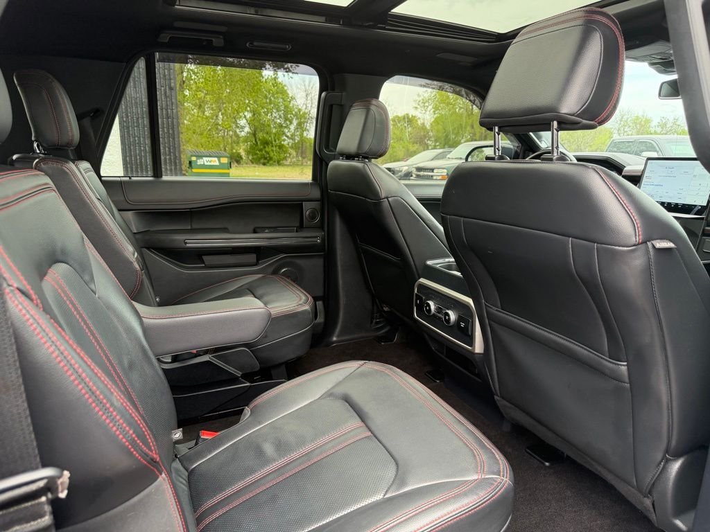 Used 2022 Black Ford Limited image 25
