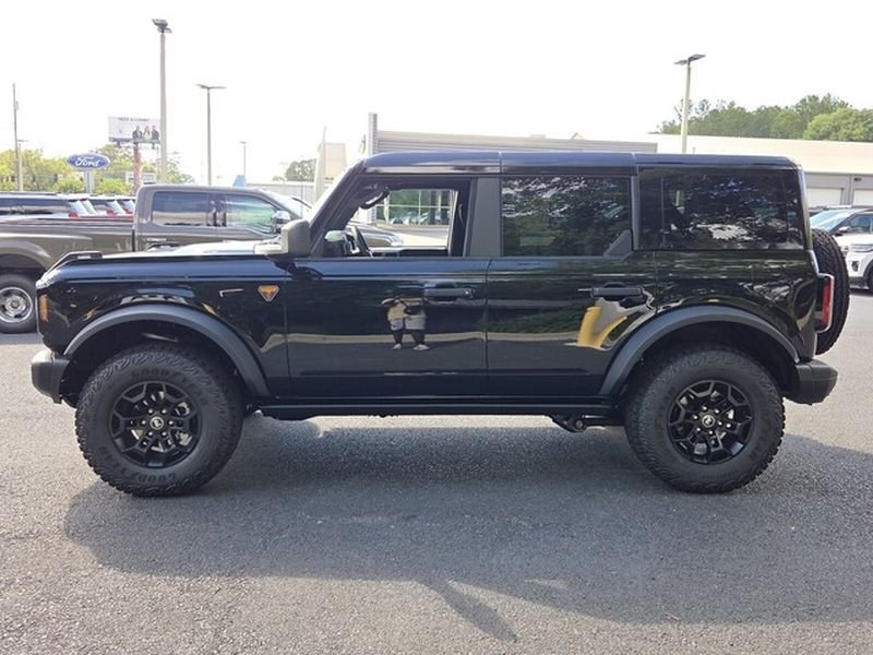 New 2026 Shadow Black Ford Badlands® image 5