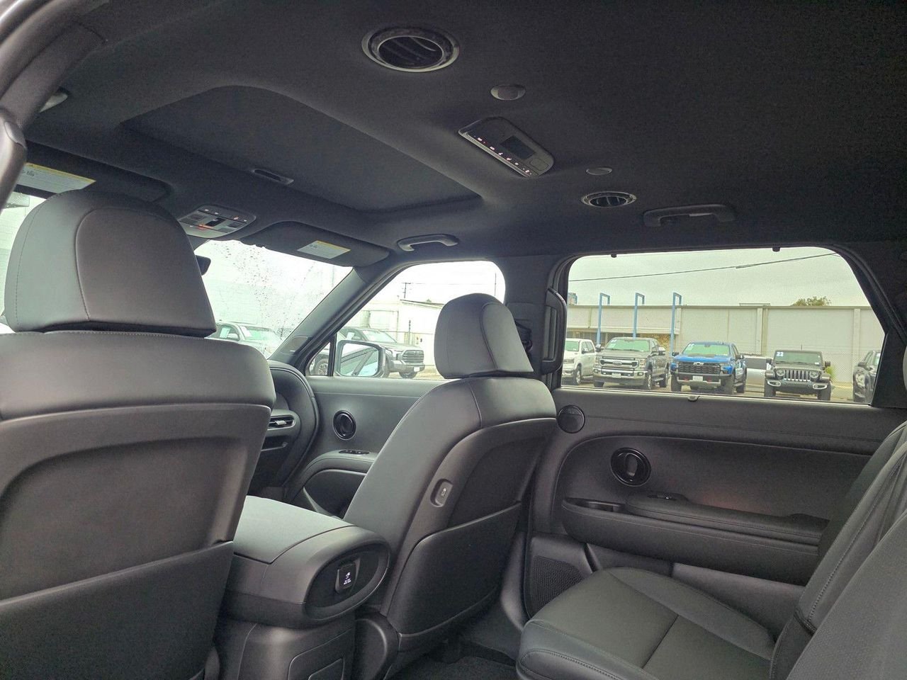 2026 Hyundai Palisade XRT Pro - Photo 16