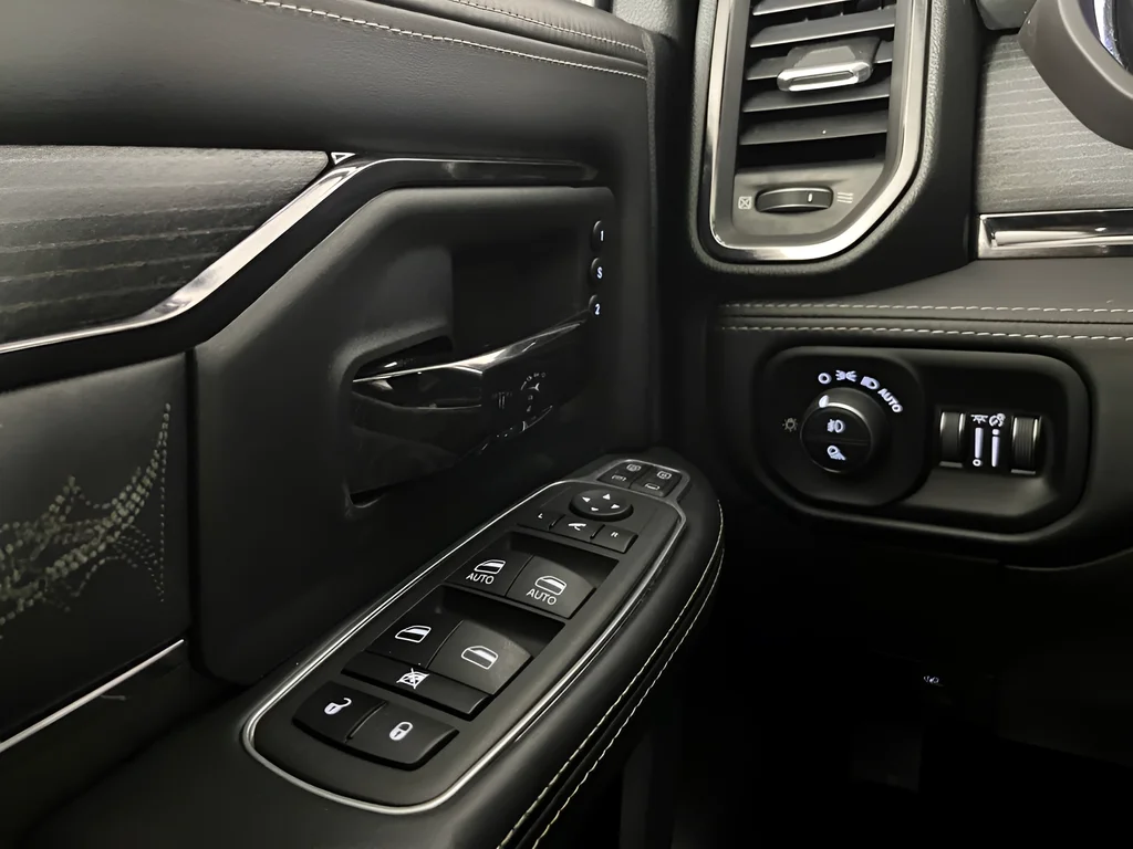 Used 2023 Black Ram Limited image 22