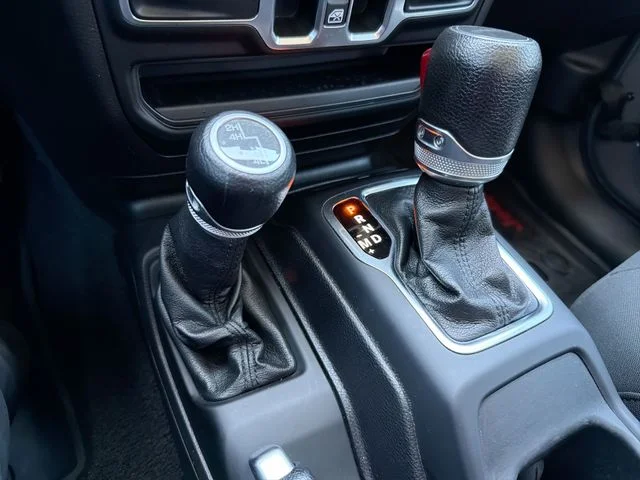 Used 2020 Gray Jeep Sport image 23