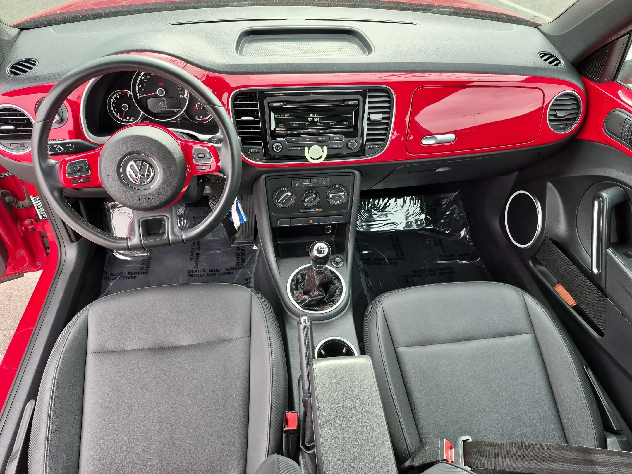 Used 2015 Red Volkswagen 1.8T image 25