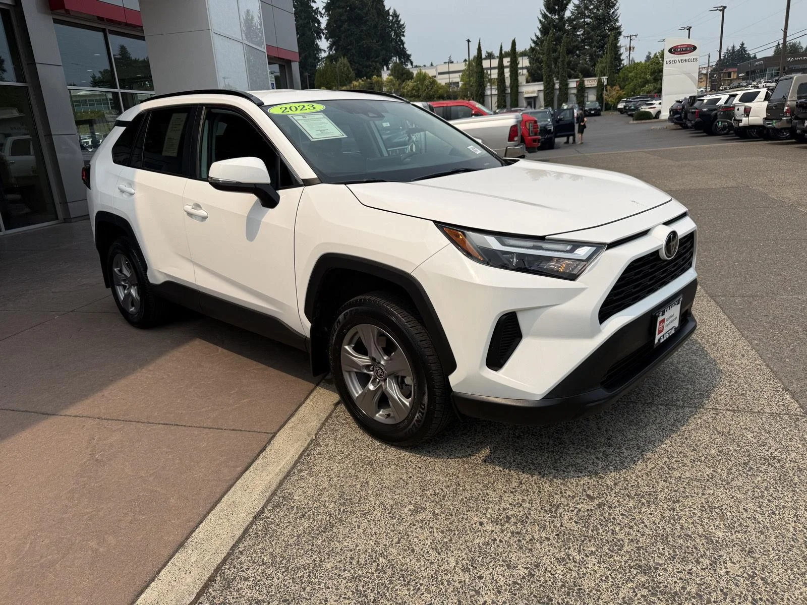 Used 2023 Ice Cap Toyota XLE image 10