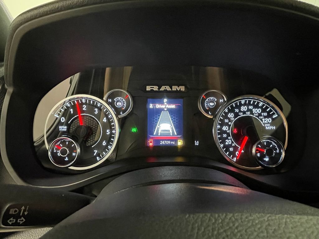 Used 2025 White Ram Big Horn image 28