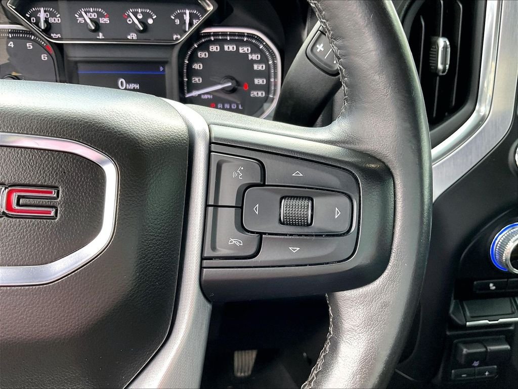 Used 2019 Black GMC SLE image 23