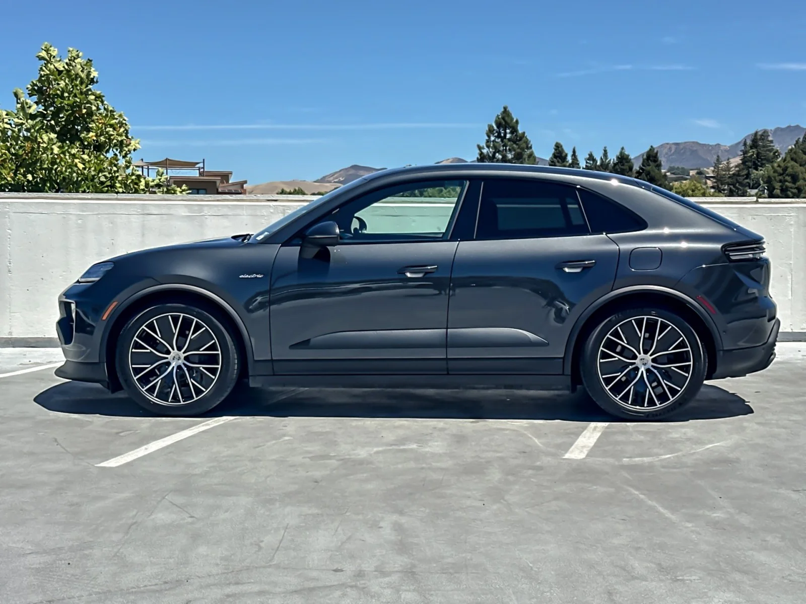 Certified 2025 Porsche Macan Base with VIN WP1AD2XA4SL078670 for sale in Walnut Creek, CA