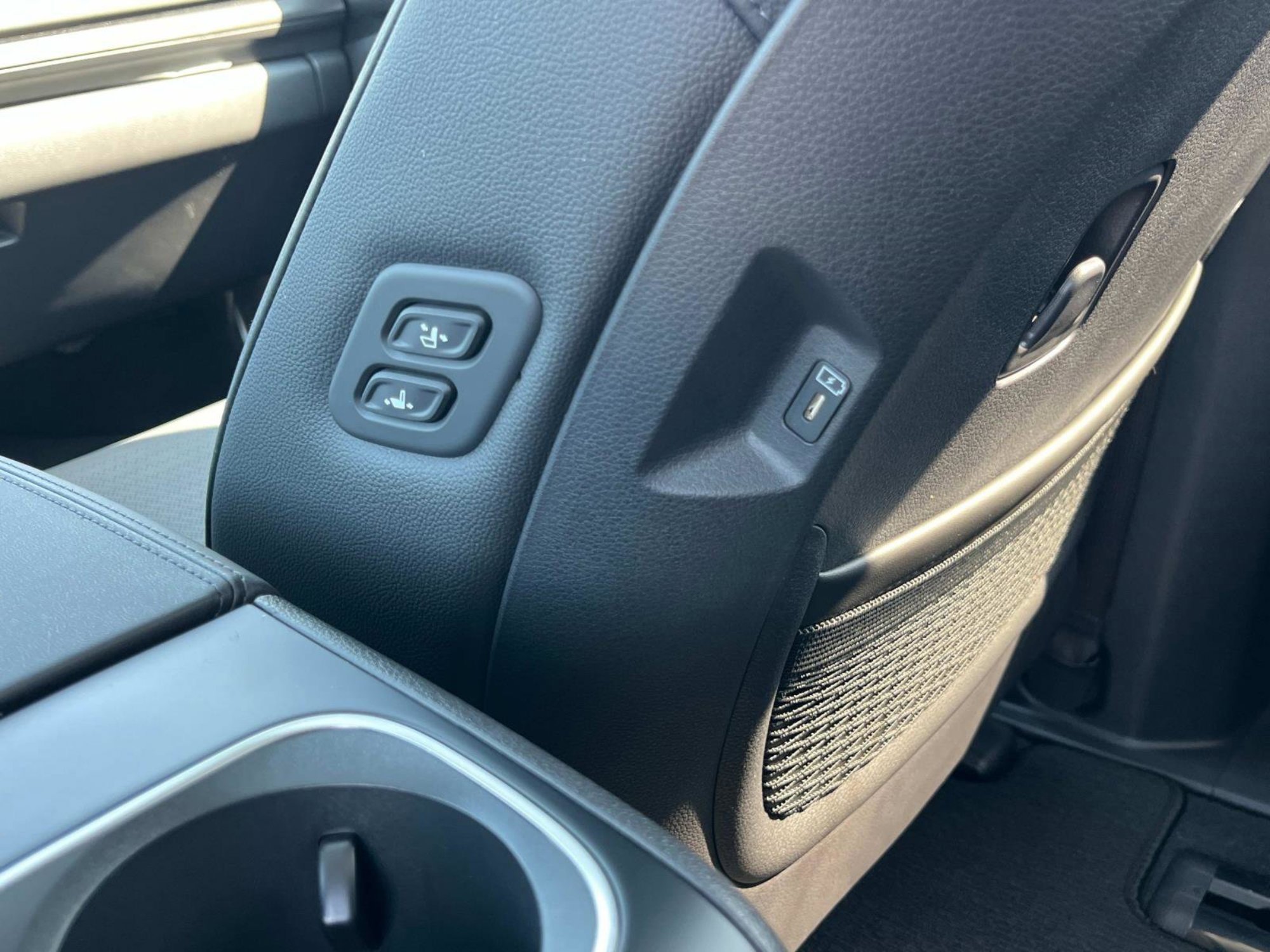2026 Kia Carnival SX Prestige - Photo 16