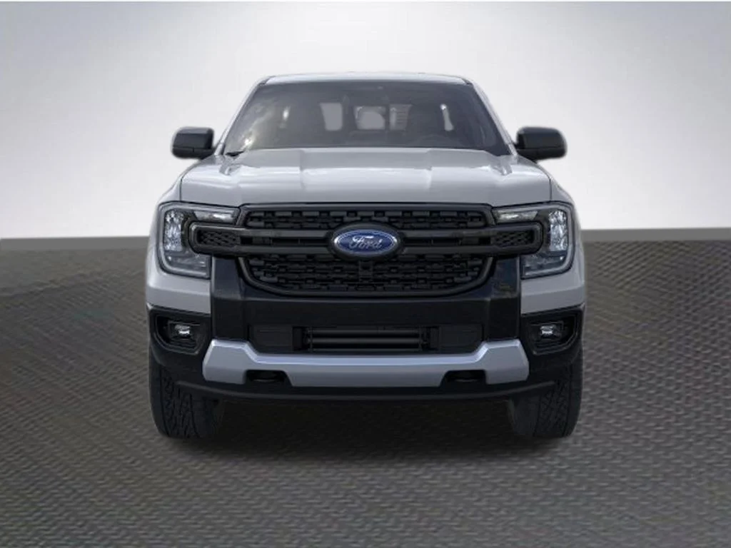 New 2026 Avalanche Ford XLT image 6