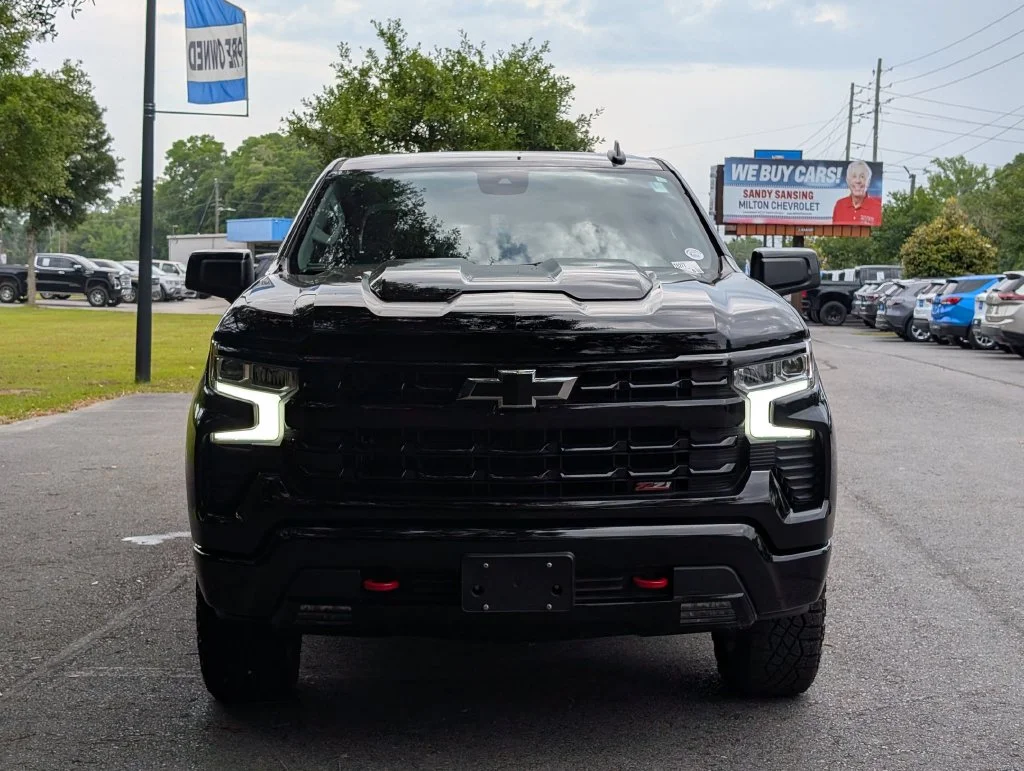 Used 2025 Black Chevrolet LT Trail Boss image 8