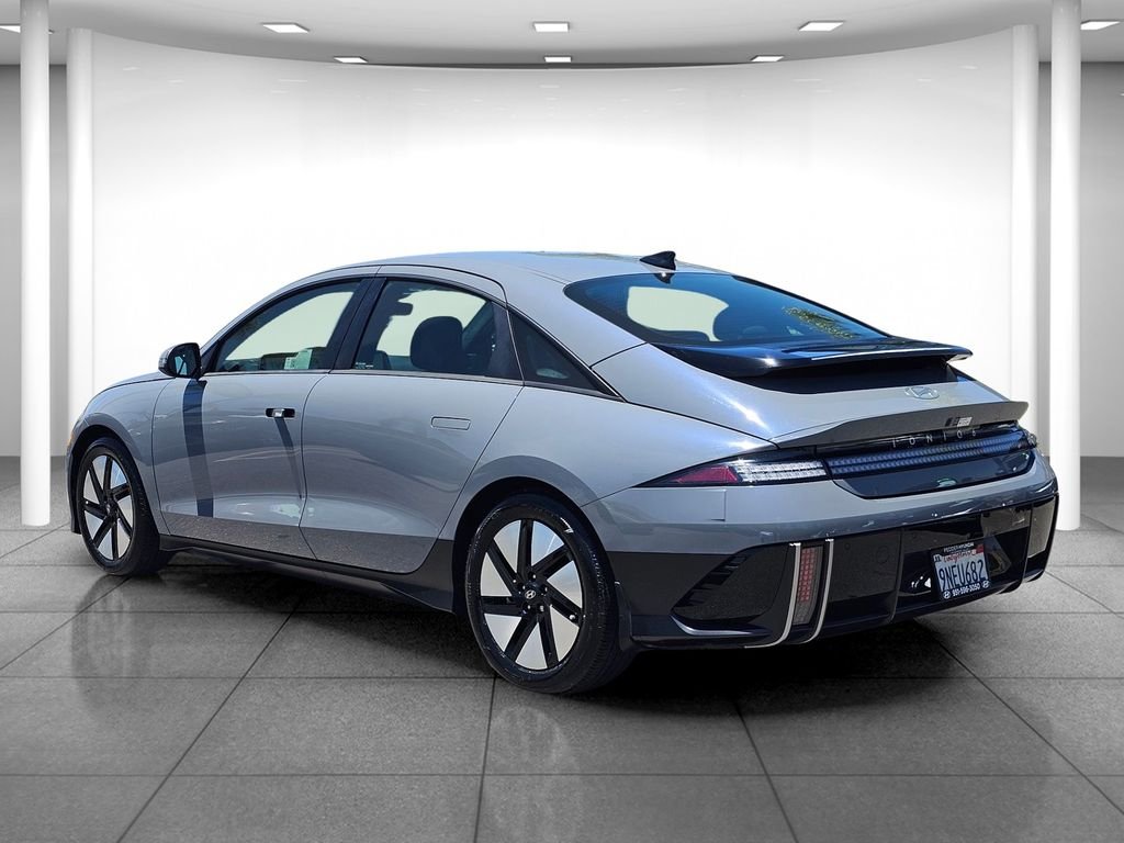 Certified Used 2024 Blue Hyundai SE image 4