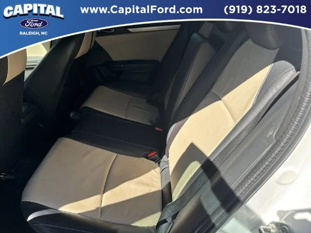 Used 2017  Honda EX-L image 18