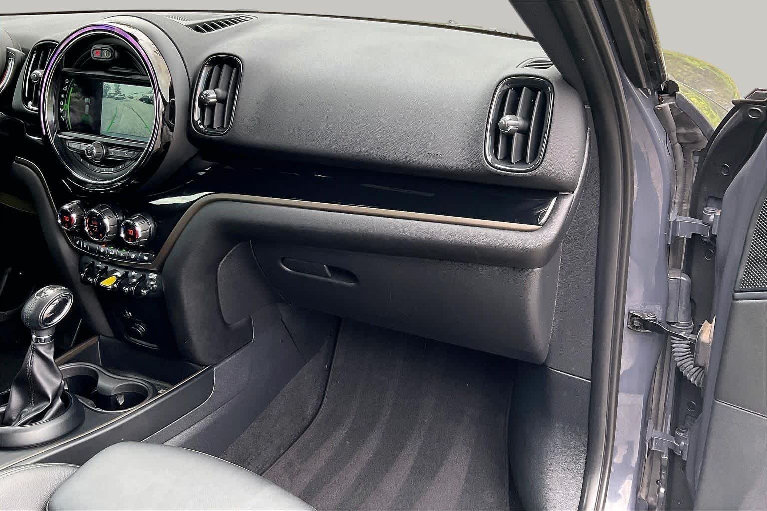 Used 2019 Thunder Gray Metallic MINI Cooper S E image 17