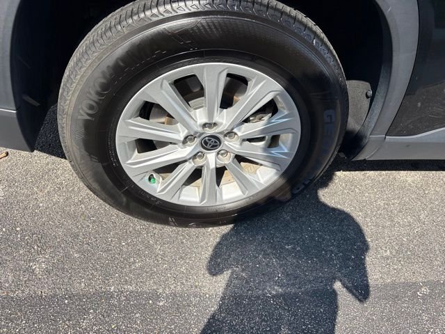 Used 2025 Black Toyota XLE image 7