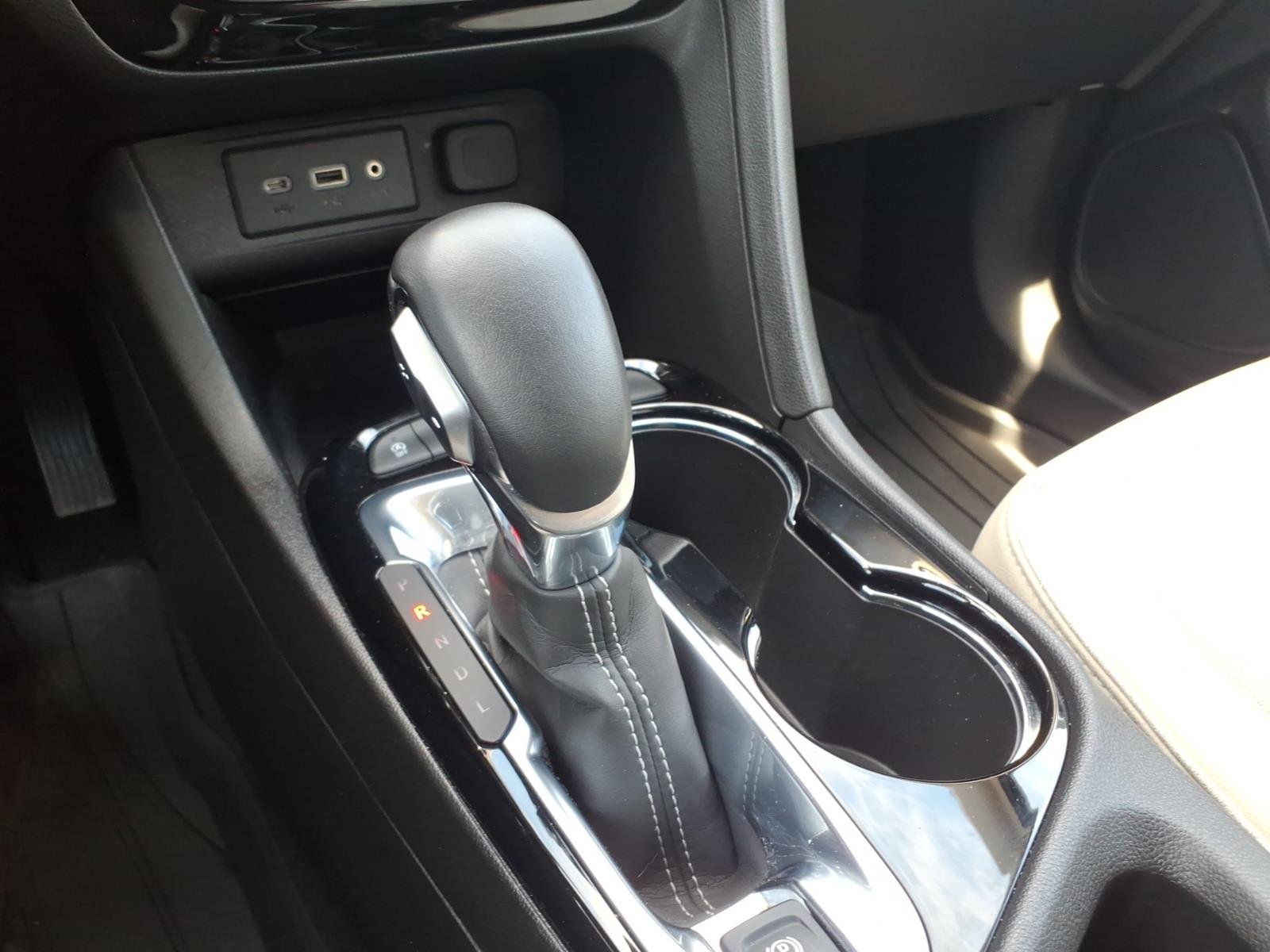 Used 2021 Ebony Twilight Metallic Buick Preferred image 26