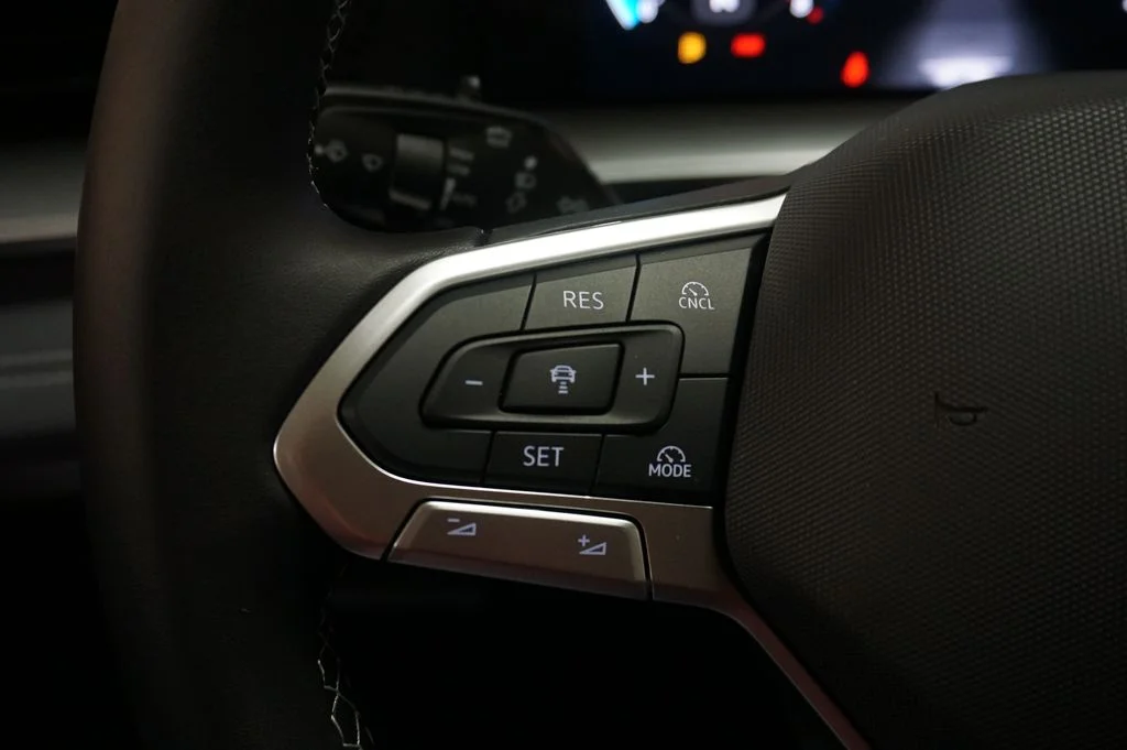 New 2026 Blue Volkswagen 2.0T SE image 22