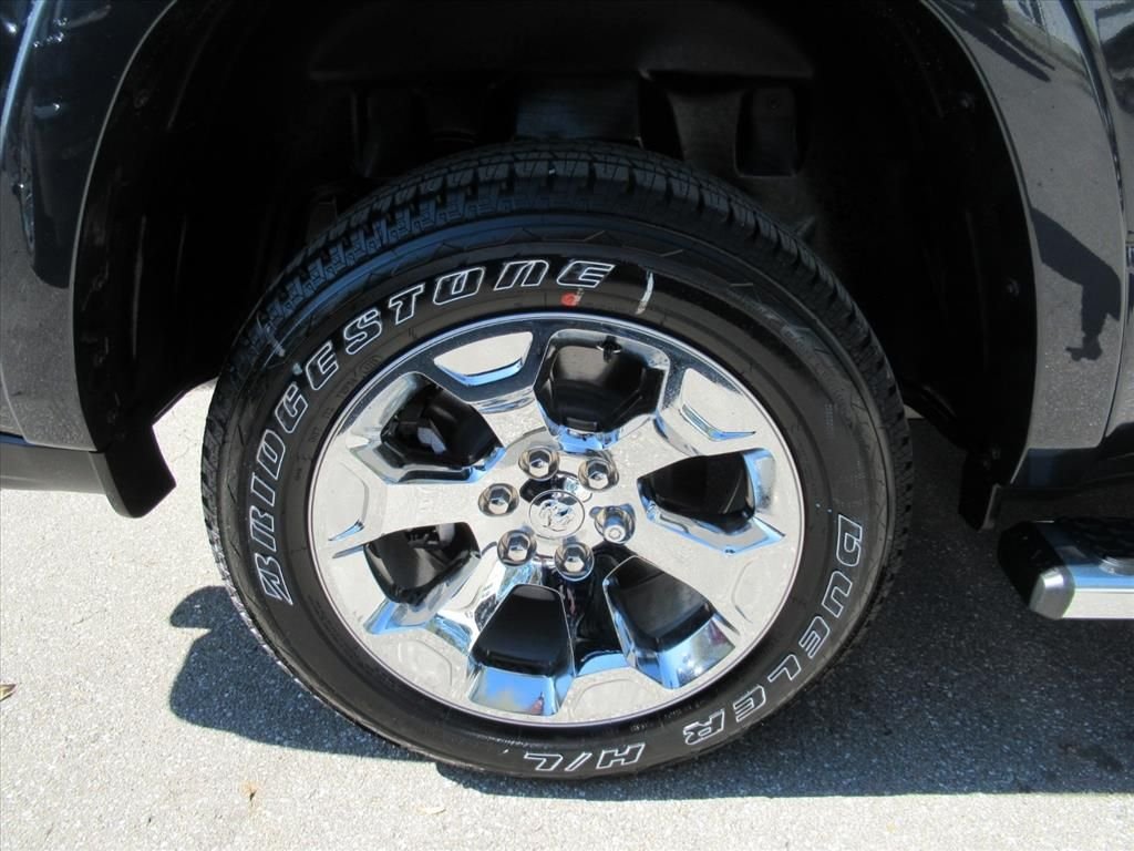 New 2026 Forged Blue Metallic Exterior Paint RAM Big Horn/Lone Star image 8