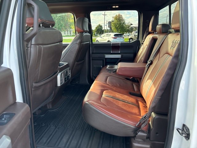 Used 2018  Ford XL image 13