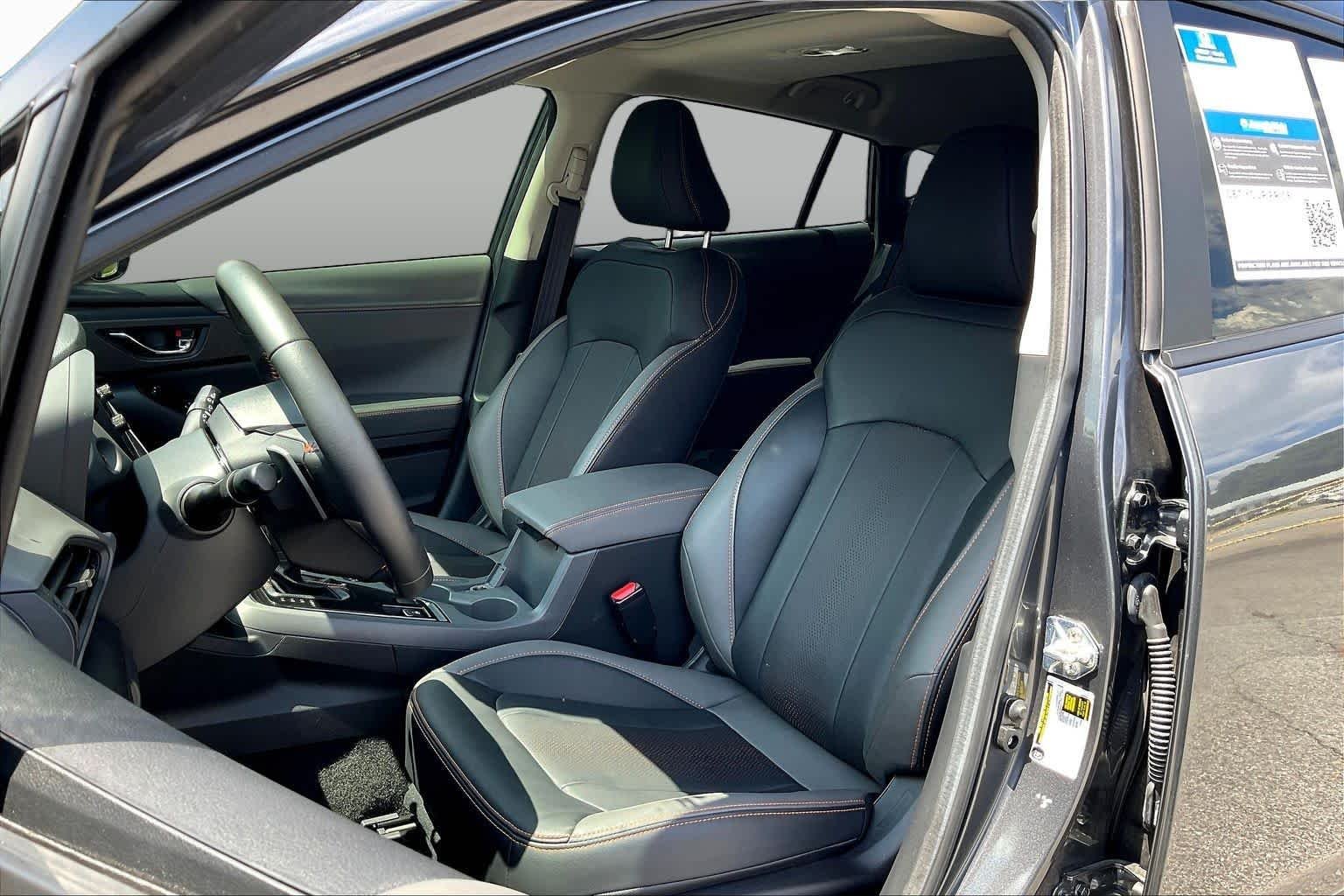 Used 2025 Magnetite Gray Metallic Subaru Limited image 8