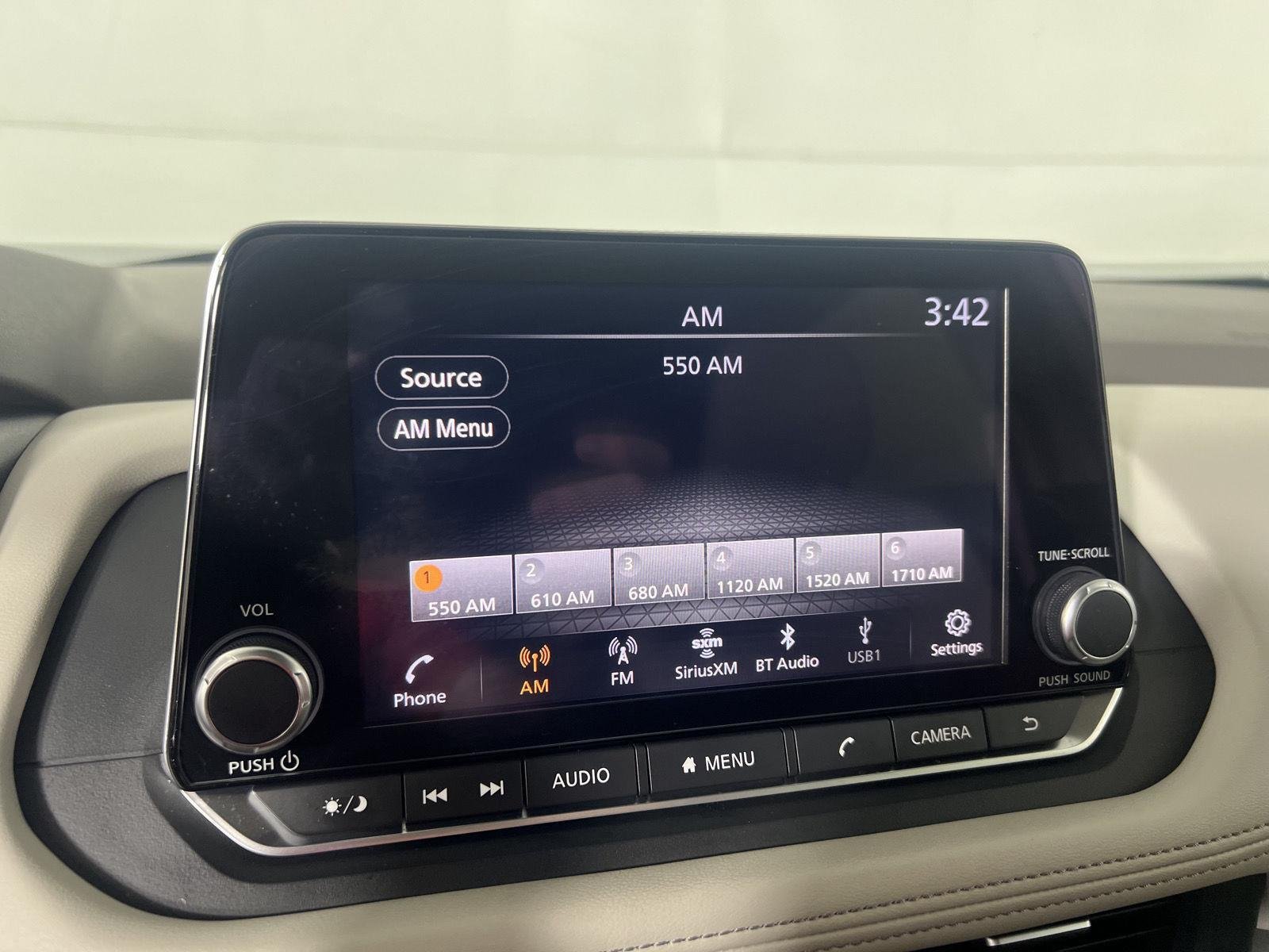 Used 2023 Pearl White Tricoat Nissan SV image 14