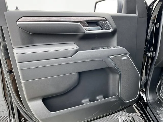 2026 Chevrolet Silverado 1500 LTZ - Photo 24