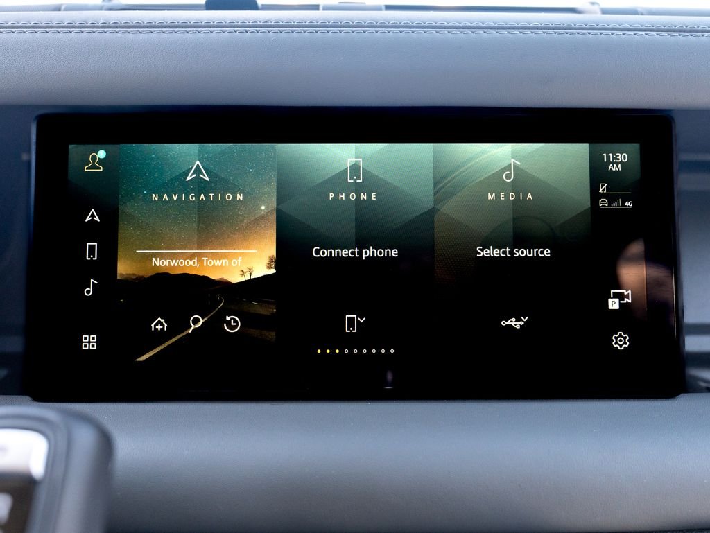 Certified Used 2024 Black Land Rover X-Dynamic SE image 22
