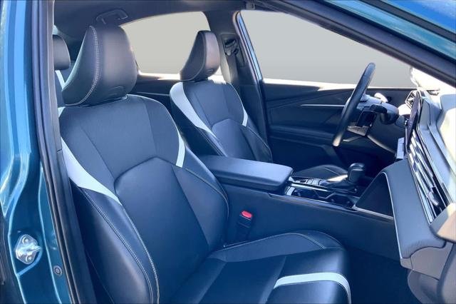 Certified Used 2025 OCEAN GEM Toyota  image 8