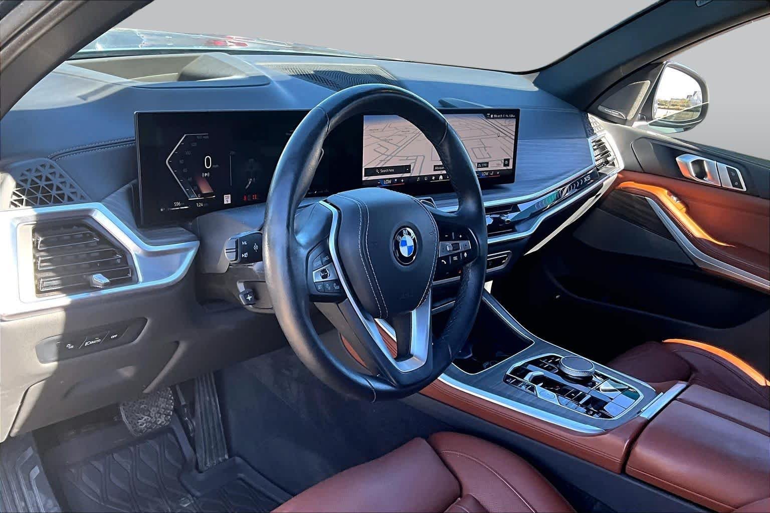 Used 2024 Blue Ridge Mountain Metallic BMW xDrive40i image 15